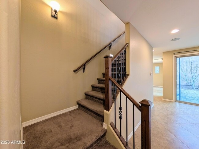 Building Photo - 923 S Osborn Ln