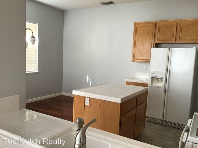 Building Photo - 3 br, 2.5 bath House - 11410 Miro Circle