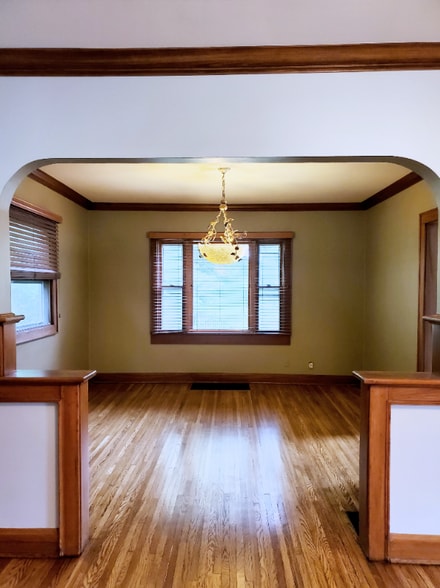 Building Photo - 131 Glenmont Ave