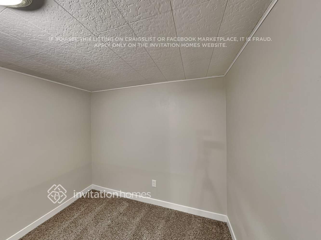 Building Photo - 3570 E 122nd Ave