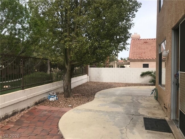 Building Photo - 9764 Trail Rider Dr