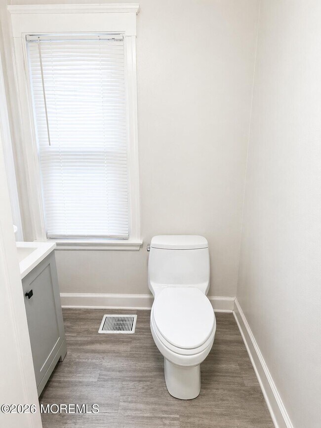 Building Photo - 21 Atkins Ave