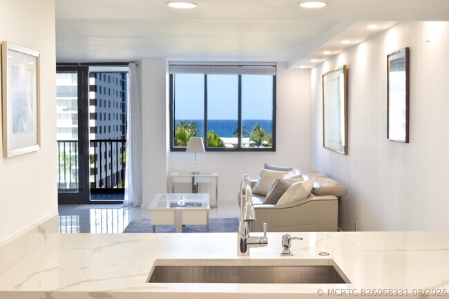 Building Photo - 3420 S Ocean Blvd