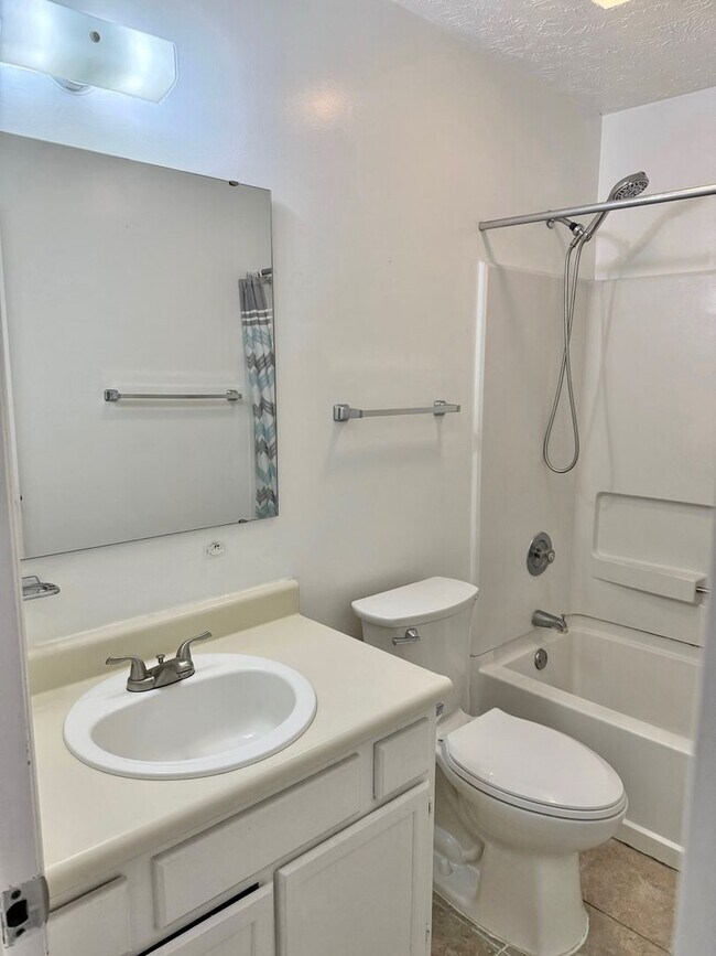 Building Photo - Rent now, buy later