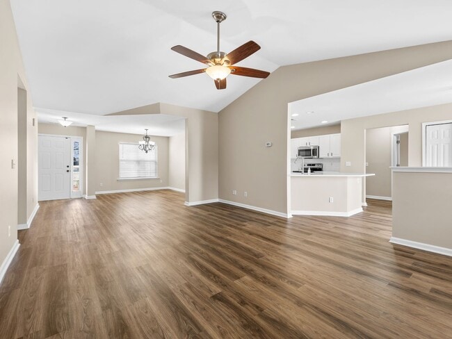 Building Photo - Beautiful 4 BR,  2 BA Ranch Home - District 2