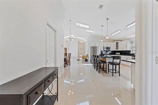 Building Photo - 7827 Myrtle Oak Ln