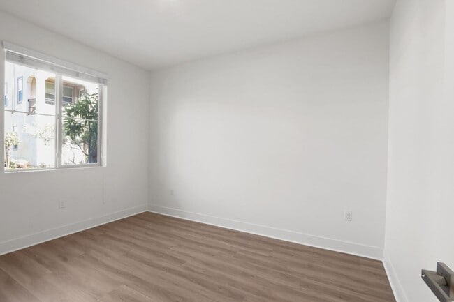 Building Photo - 4325 Blazing Star Wy
