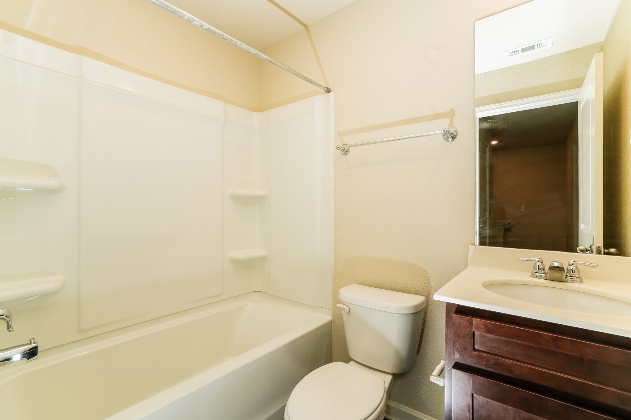 Building Photo - 1408 Canopy Dr