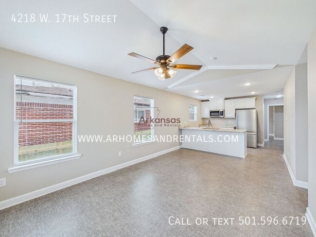 Building Photo - 4218 W 17th St