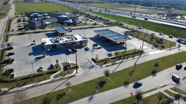 Building Photo - 2913 Crown Gate Dr