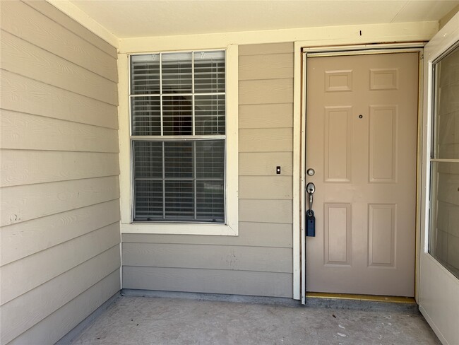 Building Photo - 14419 Golden Cypress Ln