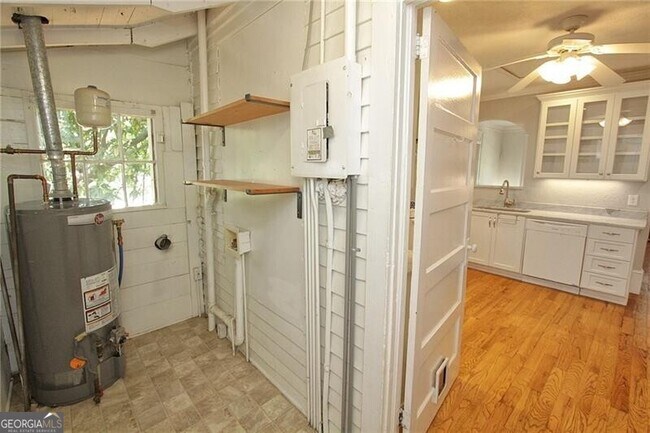 Building Photo - 2874 Burden St NW