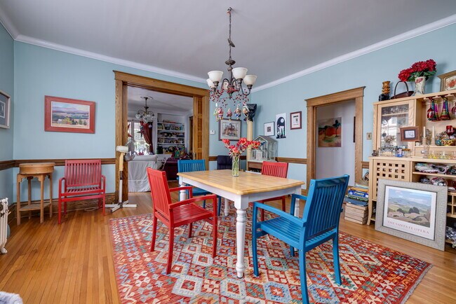 Building Photo - Historic Charm Meets Modern Comfort: Your Downtown Oasis Awaits!