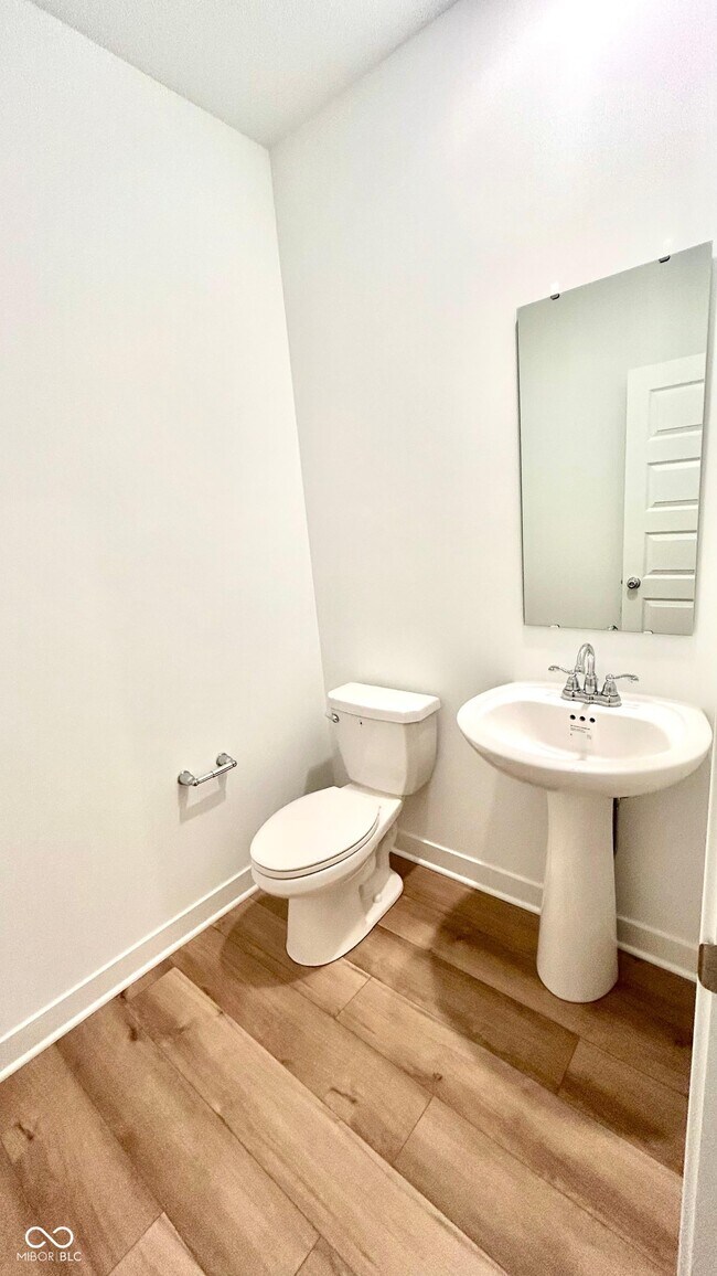 Building Photo - 6756 Sugar Crk Ln