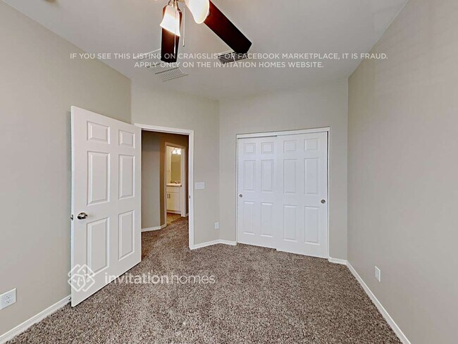 Building Photo - 20210 W Desert Bloom St