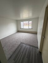 Building Photo - 2025 Abbott Rd