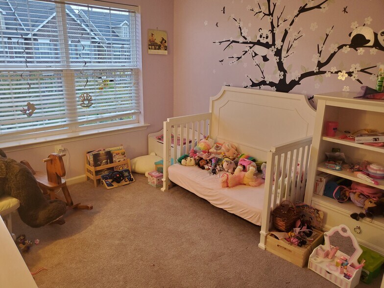 Bedroom 3 - 3894 Ashland Dr