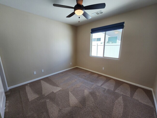 Building Photo - 2611 Barrowby St