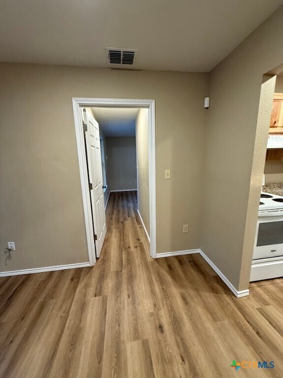 Building Photo - 2100 Farm To Market Rd 2722