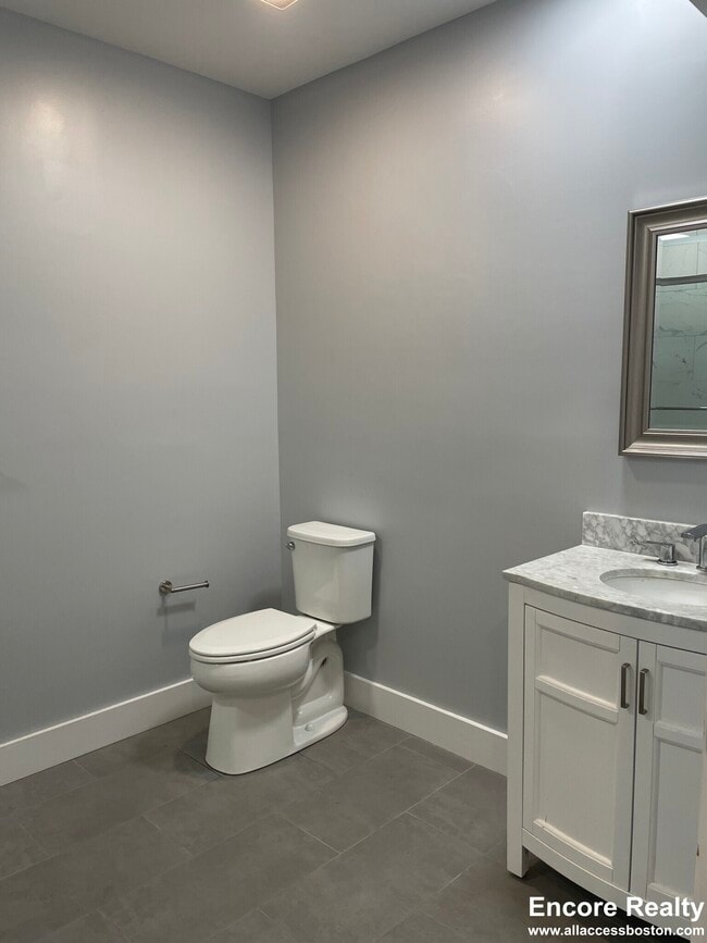 Building Photo - 55 W Fifth St