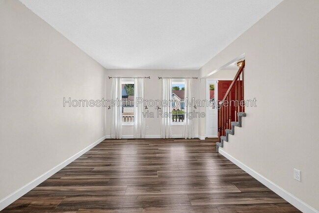 Building Photo - 6910 Emmons Dr