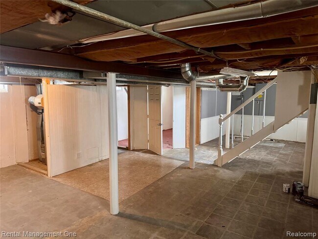 Building Photo - 511 S Campbell Rd