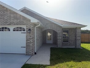 Building Photo - 3708 N Wiley Dr