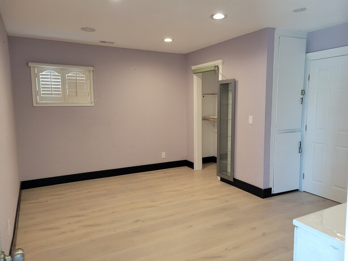 bedroom #2 - 11721 Puryear Ln