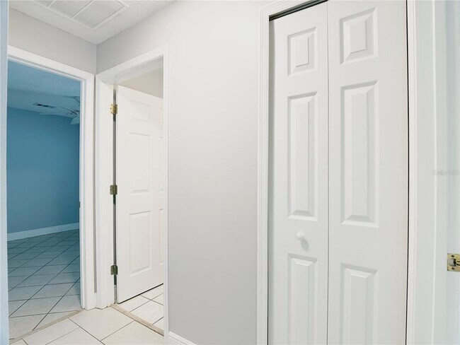 Building Photo - 333 Piccolo Way