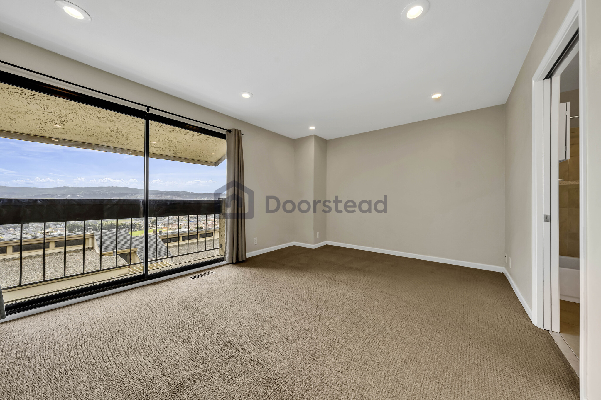 Building Photo - 641 Stonegate Dr