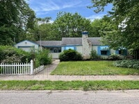 Building Photo - 2405 Woodmont Dr