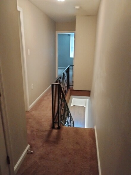 Upstairs Hall - 2314 S Colorado St