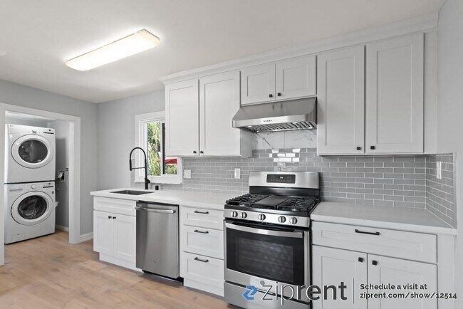 Building Photo - 3827 West St