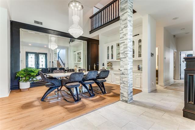 Building Photo - 6017 Woodlake Dr