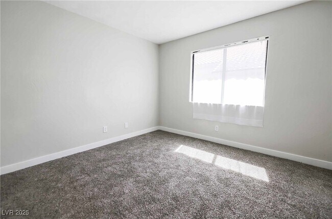 Building Photo - 2724 Eagle Springs Ct