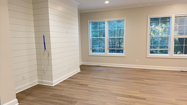 Building Photo - Newly Remodeled Home- Mid-Island Hilton Head