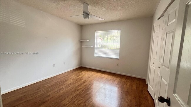 Building Photo - 522 SW 200th Terrace