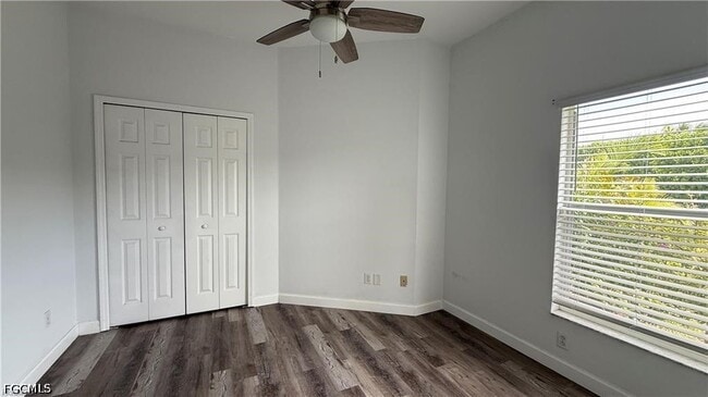 Building Photo - 10700 Aqua Surf Ct