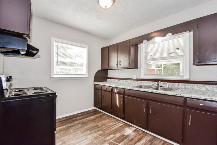 Building Photo - 1736 Morninglo Ln