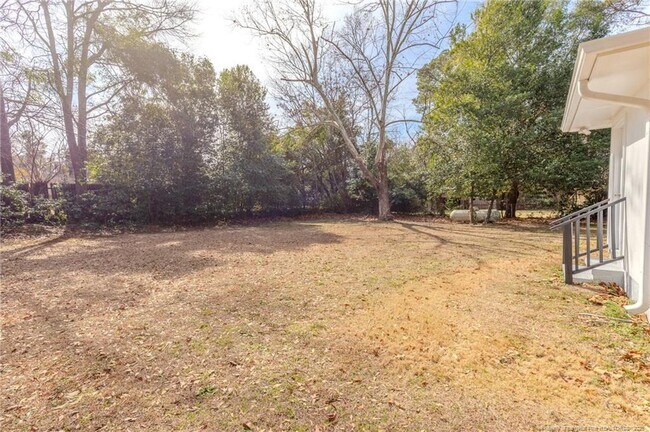 Building Photo - 331 Richmond Dr