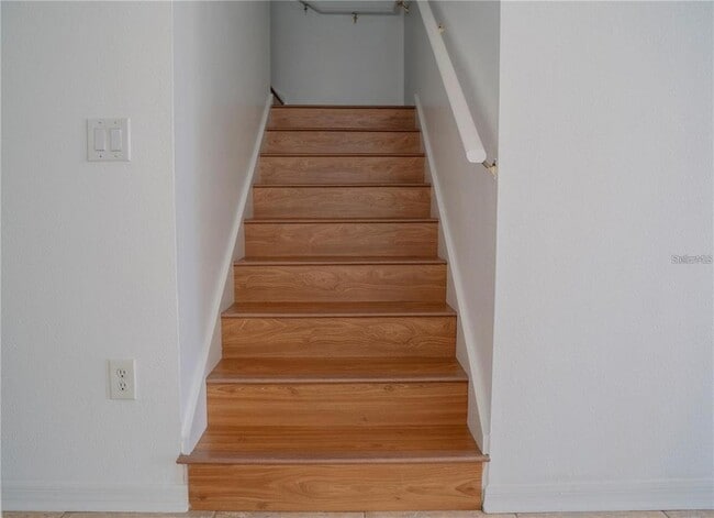 Building Photo - 2018 Estancia Cir