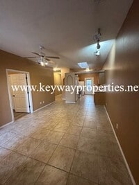 Building Photo - 10420 Gutierrez Rd NE