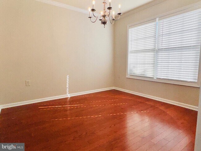 Building Photo - 42 Fuzzy Tail Dr