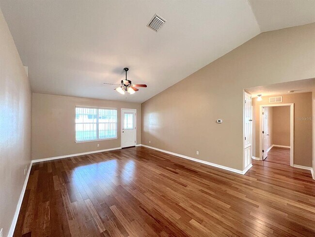 Building Photo - 70 Pheasant Dr