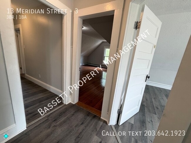 Building Photo - 13 Meridian St