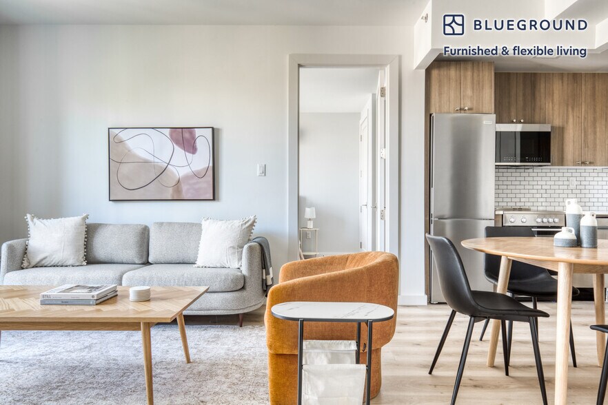 Building Photo - 68 Gold St