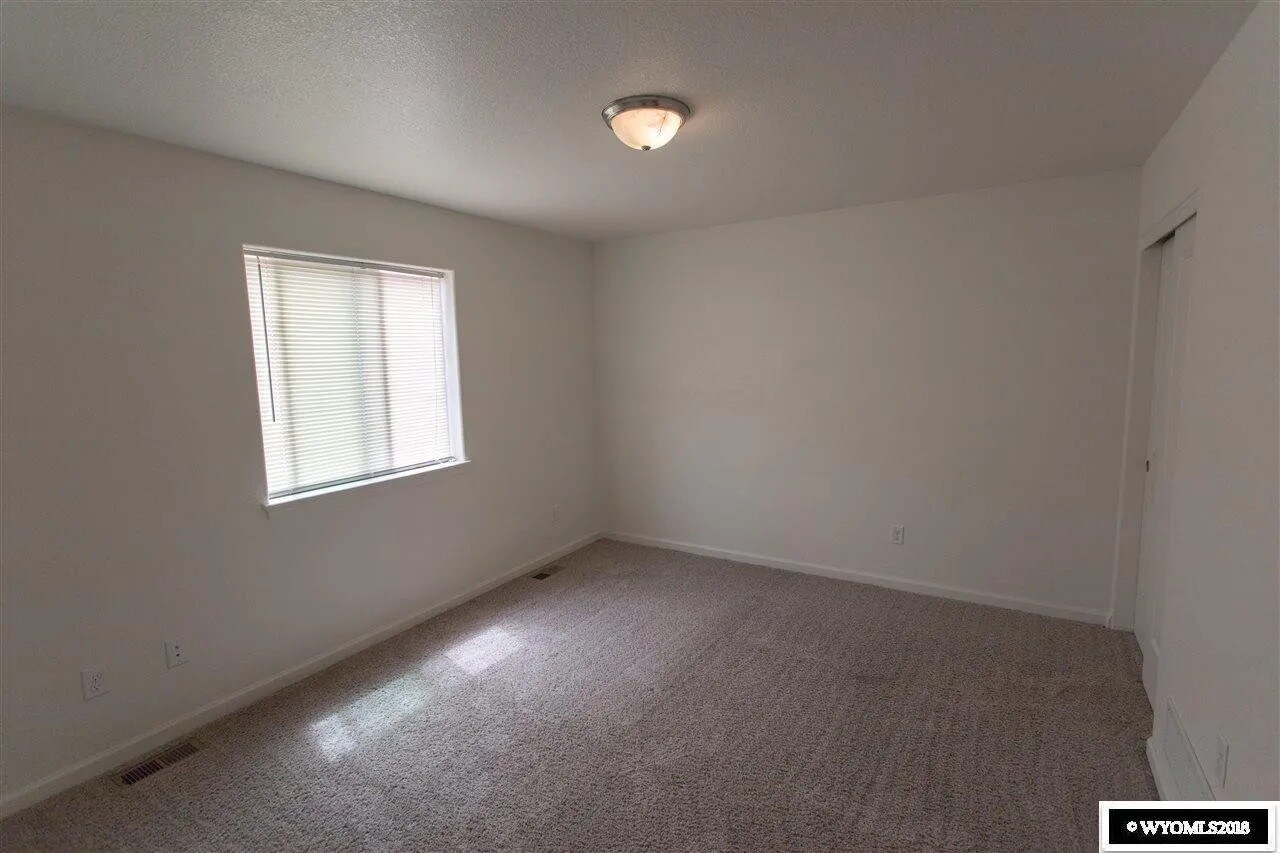 Building Photo - 881 Fulton St