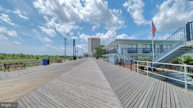 Building Photo - 3501 Boardwalk-A117-A117