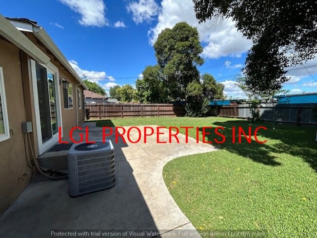 Building Photo - 6207 Booth Ln