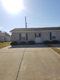 Building Photo - Pay no rent till Feb 1 2026